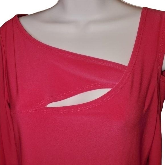DKNY Asymmetrical Cold-Shoulder Top - Picture 4 of 4